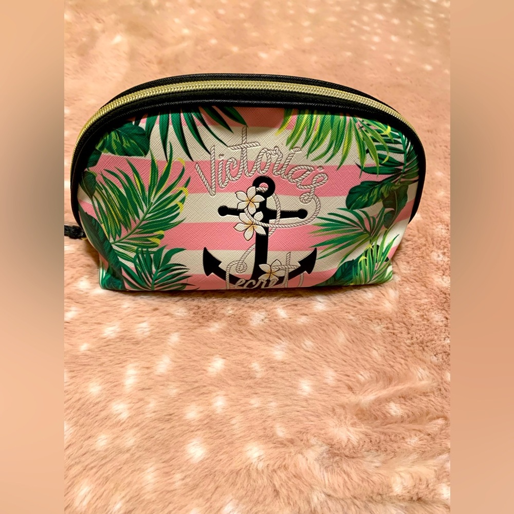 Make up bag Victoria Secret Size-M
